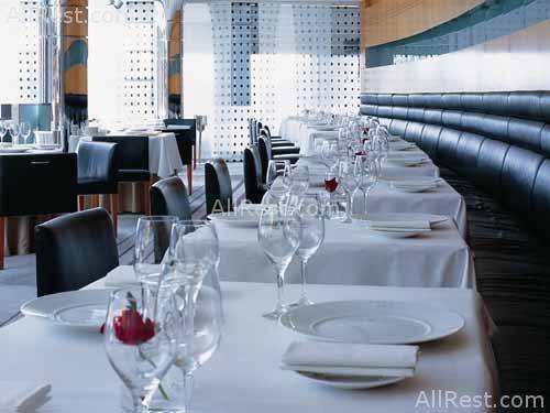 Hilton Dubai Creek 15